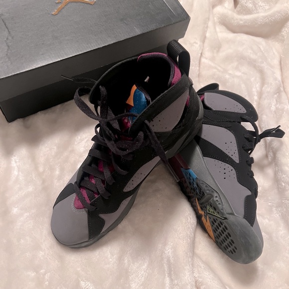 Air Jordan Retro BG Bordeaux 7s (2015) - Picture 1 of 4